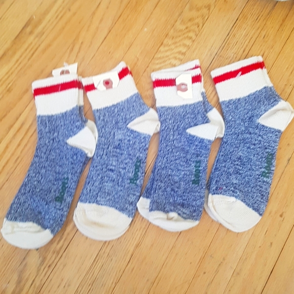 Roots Accessories - 4 Pairs of Women's Roots Ankle Cabin Socks